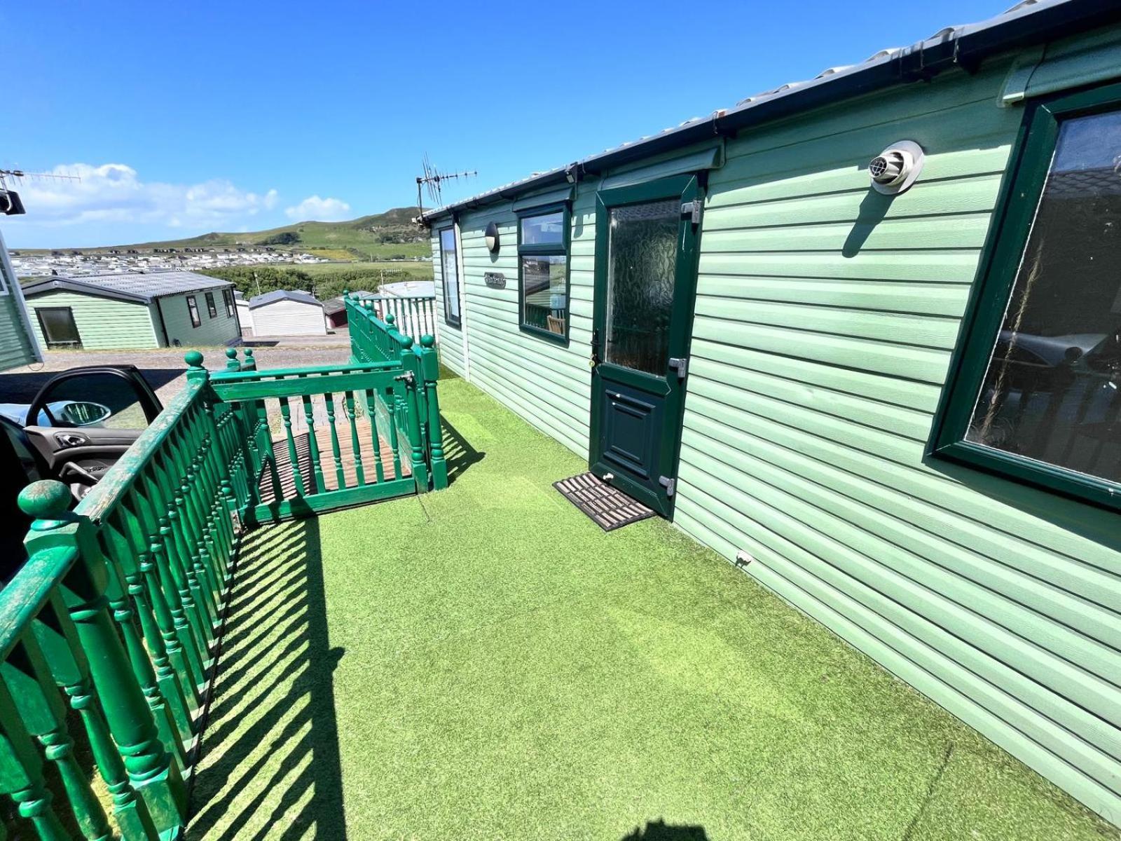 Van Number 123 Beautiful Caravan Sleeps 4 Αμπερίστγουιθ Εξωτερικό φωτογραφία
