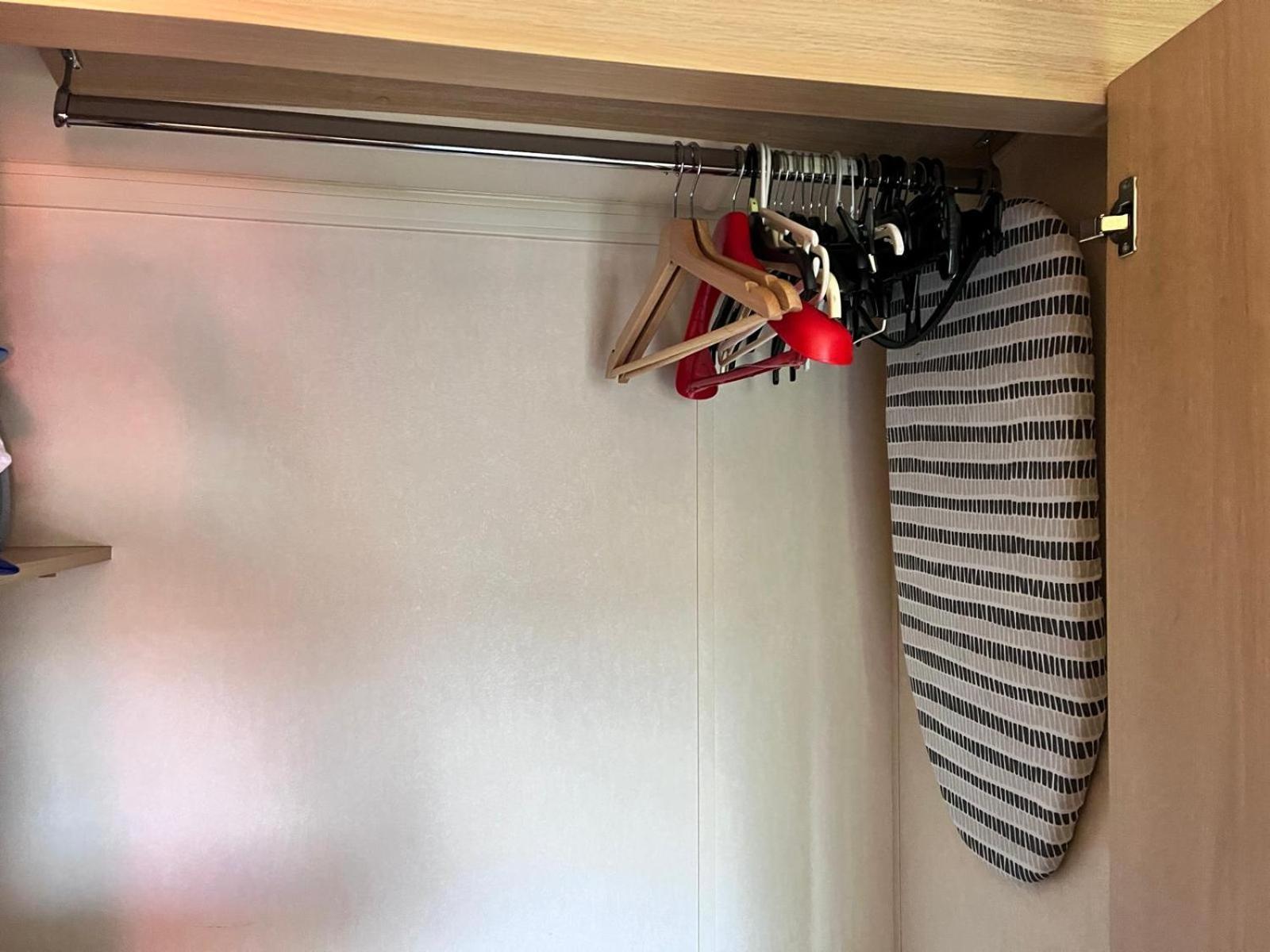 Van Number 123 Beautiful Caravan Sleeps 4 Αμπερίστγουιθ Εξωτερικό φωτογραφία
